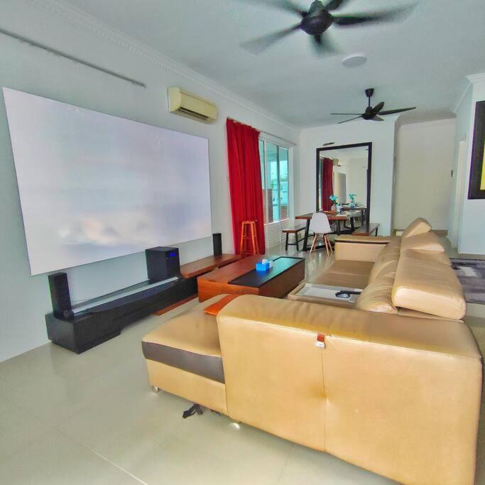 3 Storey Swimming Pool&Projector House Setia Alam 샤알람 외부 사진